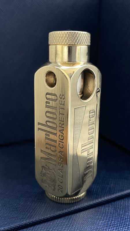 Запальничка з полірованної латуні MARLBORO