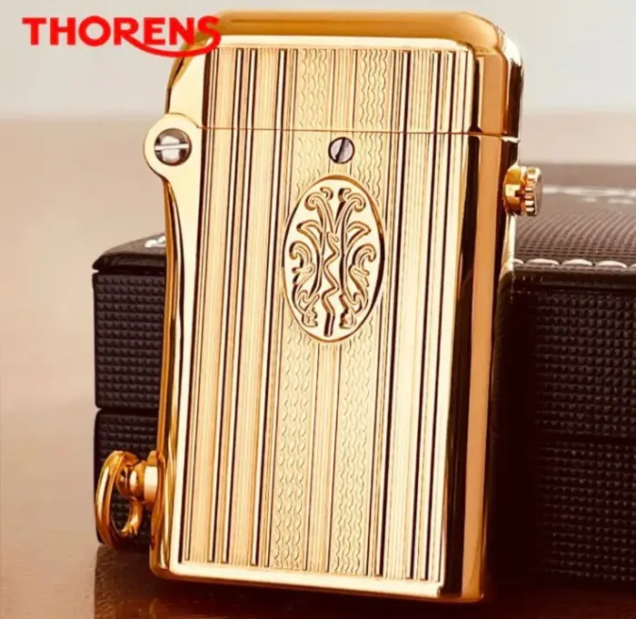 Бензинова Запальничка Thorens золотиста з вертикальною гравіровкою