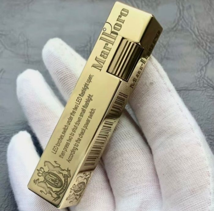 Бензинова запальничка ROWENTA модель Marlboro